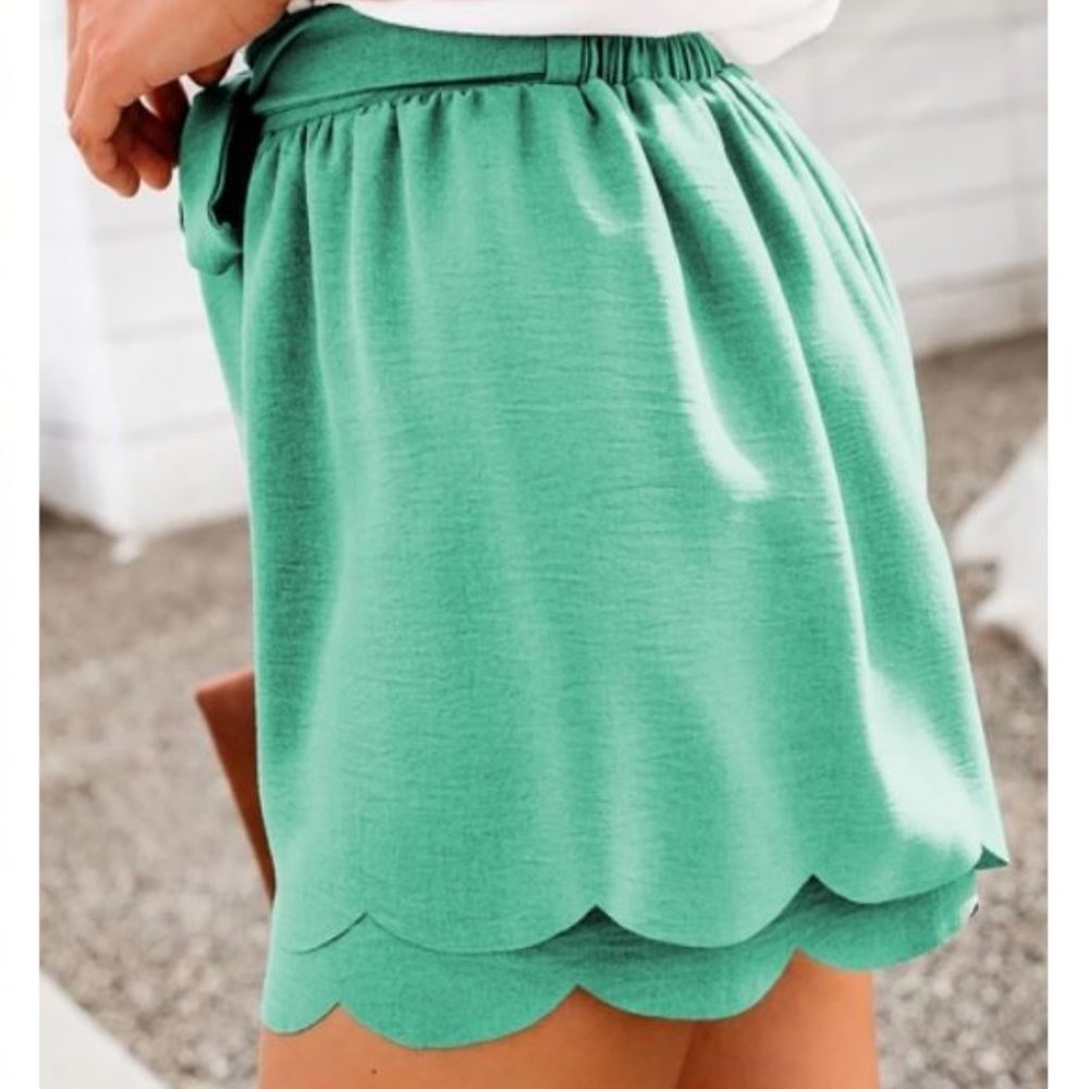 Seafoam Scalloped Shorts - Picture 4 of 7